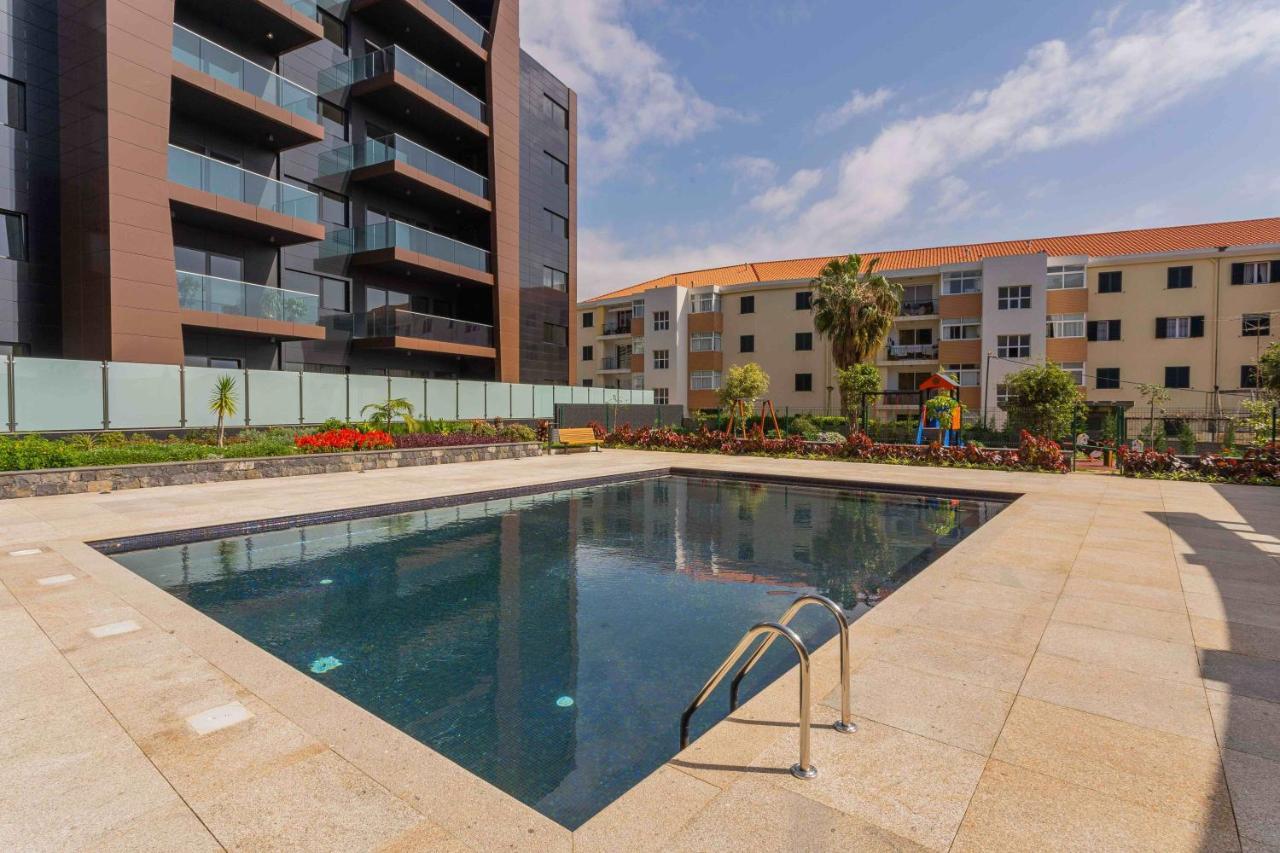 Apartment Modern 2 Bedroom Flat In Condo With Swimming Pool Funchal (Madeira)