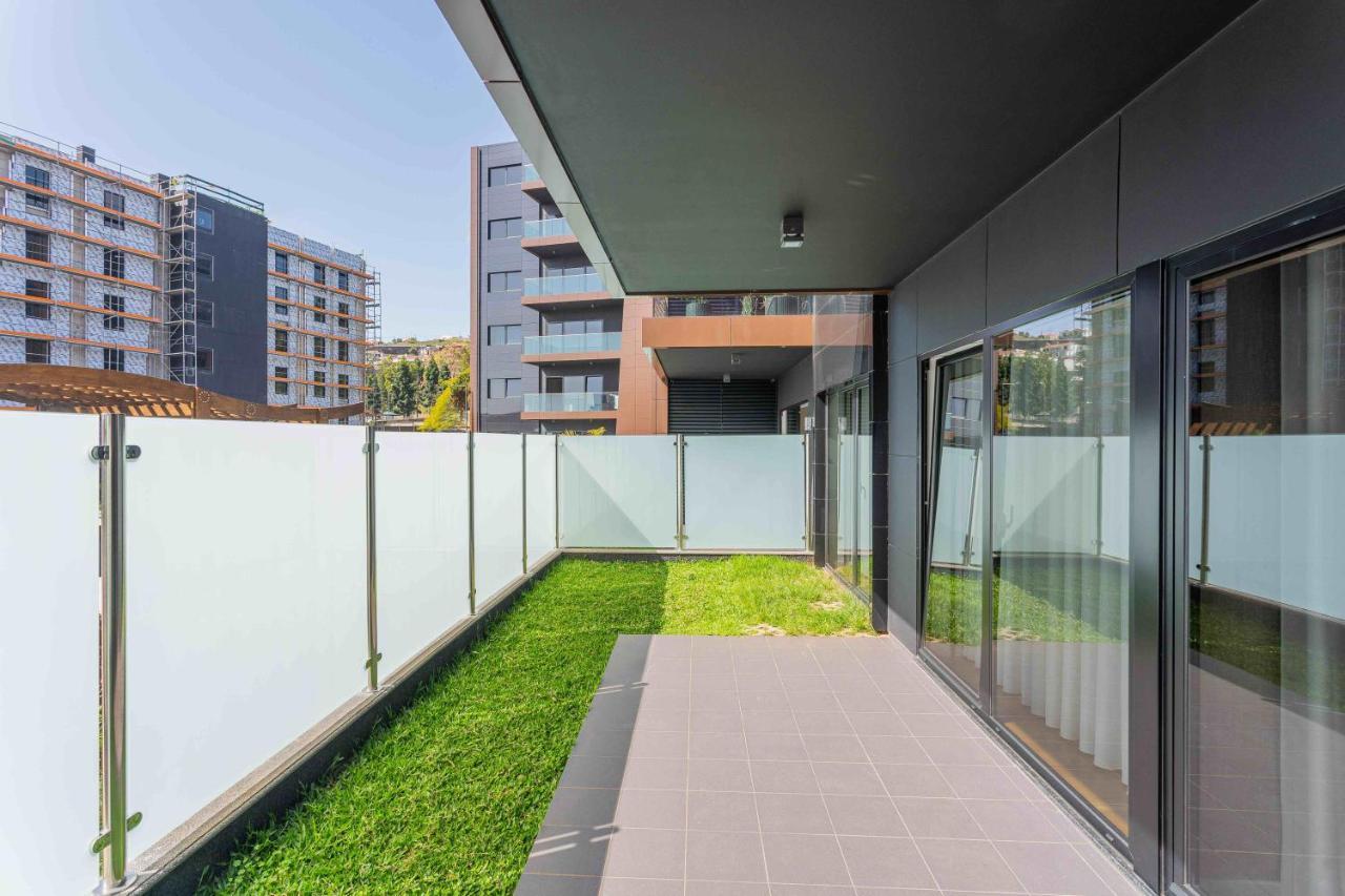 Modern 2 Bedroom Flat In Condo With Swimming Pool Apartment Funchal (Madeira)