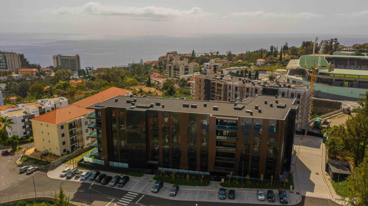 Apartment Modern 2 Bedroom Flat In Condo With Swimming Pool *