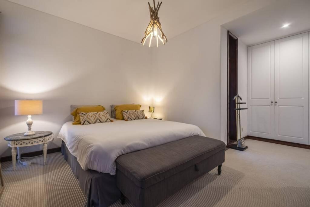 Charming Villa, Spacious, Beautiful Views! Funchal (Madeira)