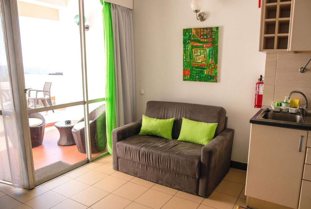 Apartment Sunny By The Sea With A Pool Funchal (Madeira)