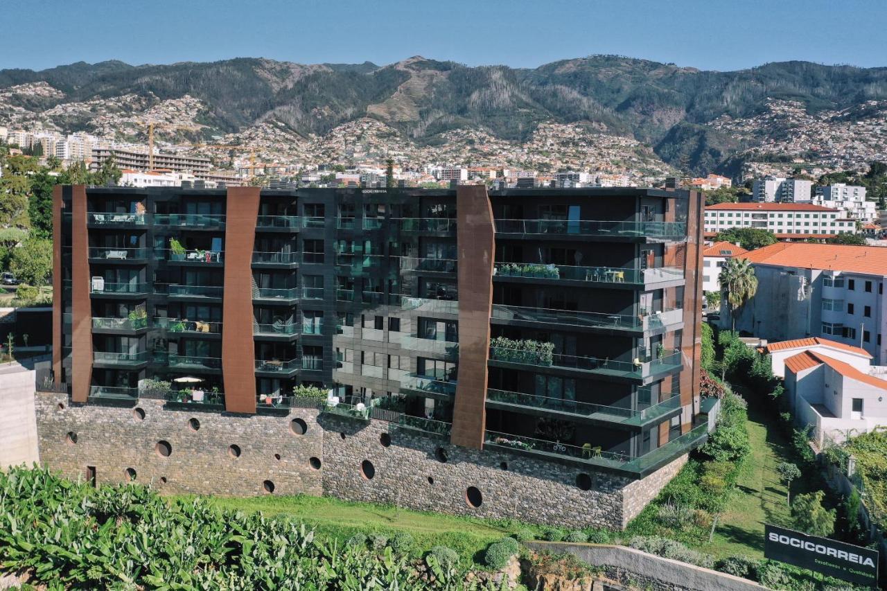 Beautiful Vista Mar Funchal (Madeira)