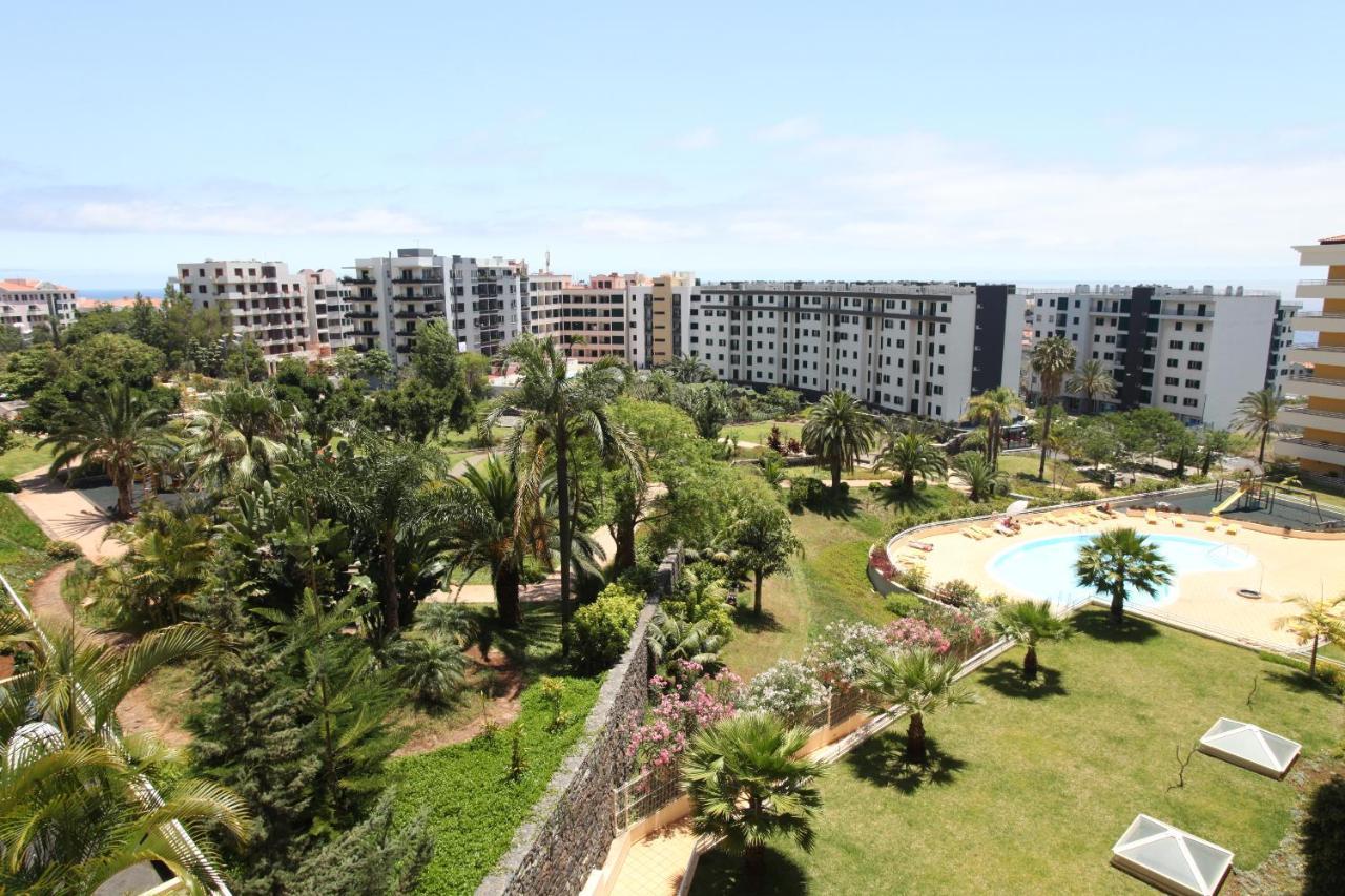 One Bedroom Holiday With Balcony And Pool * Funchal (Madeira)