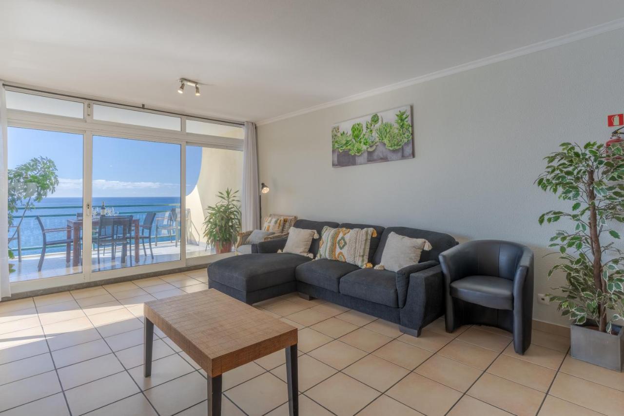 Apartamento Honey On The Beach With Pool Funchal (Madeira)