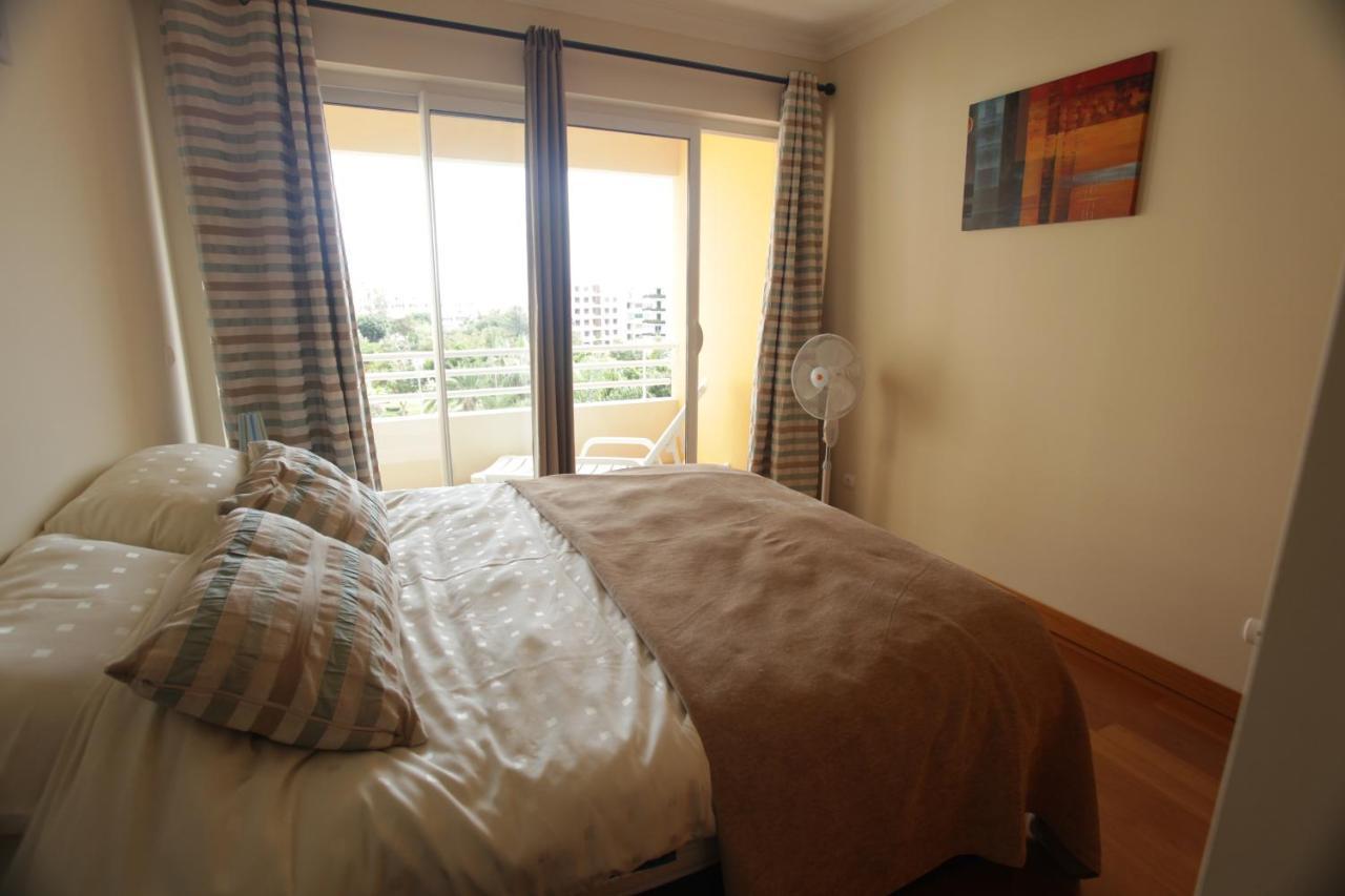 Apartment One Bedroom Holiday With Balcony And Pool Funchal (Madeira)