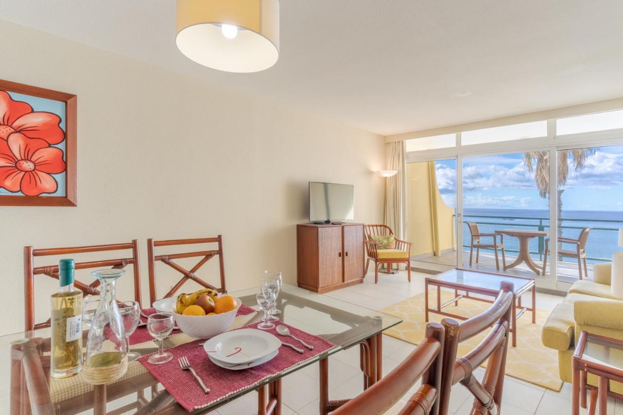 Charming Penthouse In Pestana Apartment