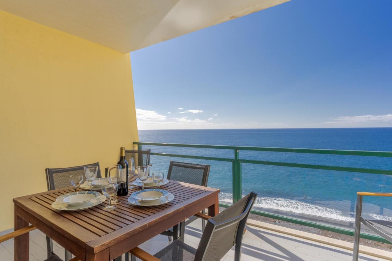 Charming Penthouse In Pestana Apartment