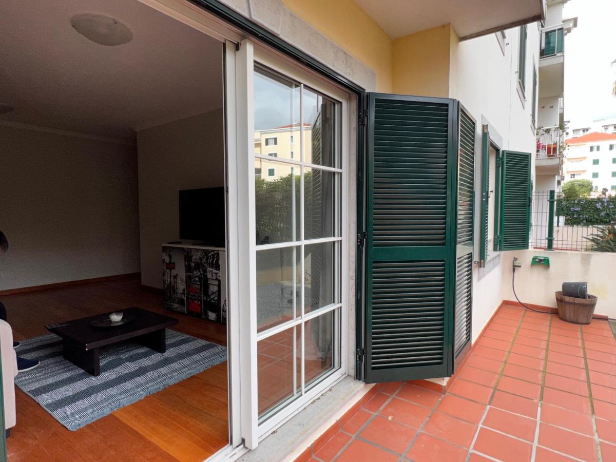 Unique Two-patios + Garage * Funchal (Madeira)