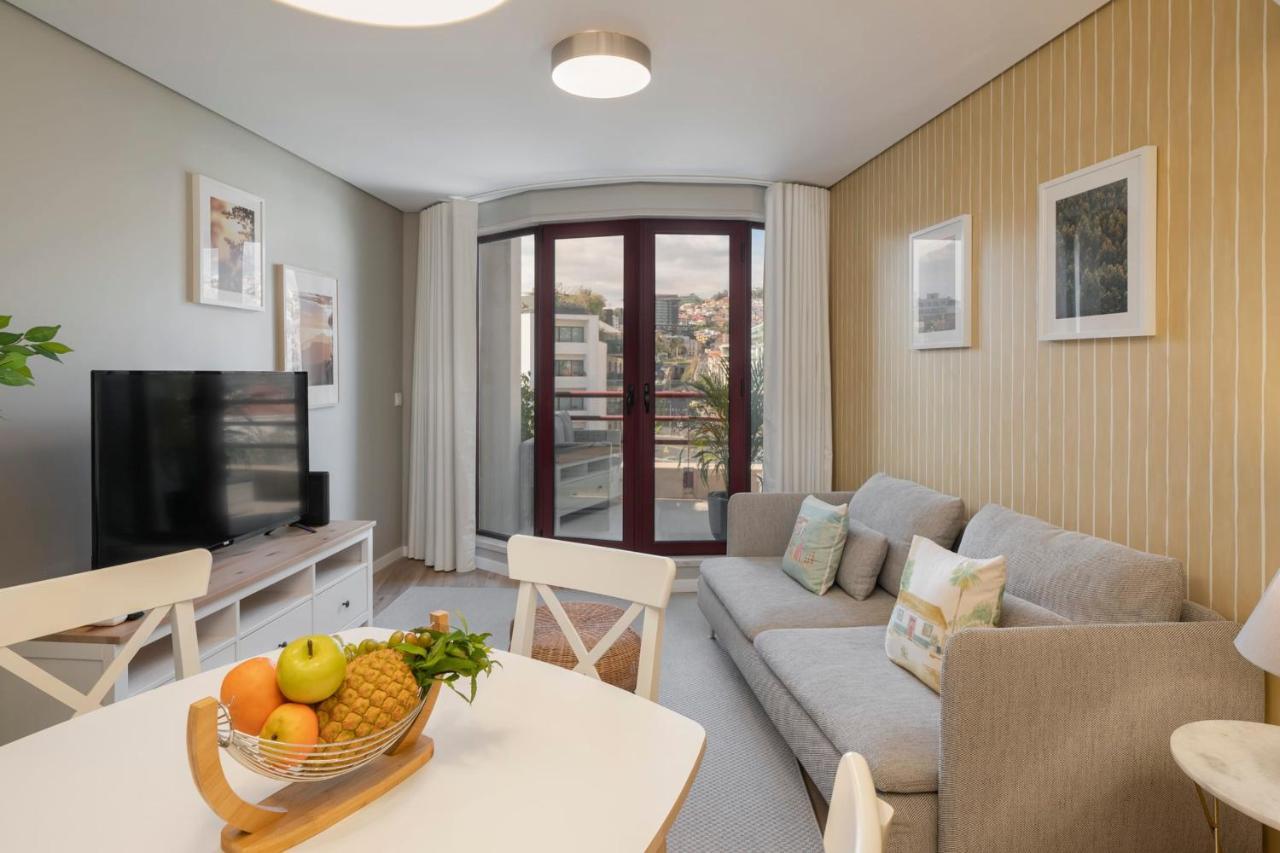 Apartment The Mountain By An Island Funchal (Madeira)