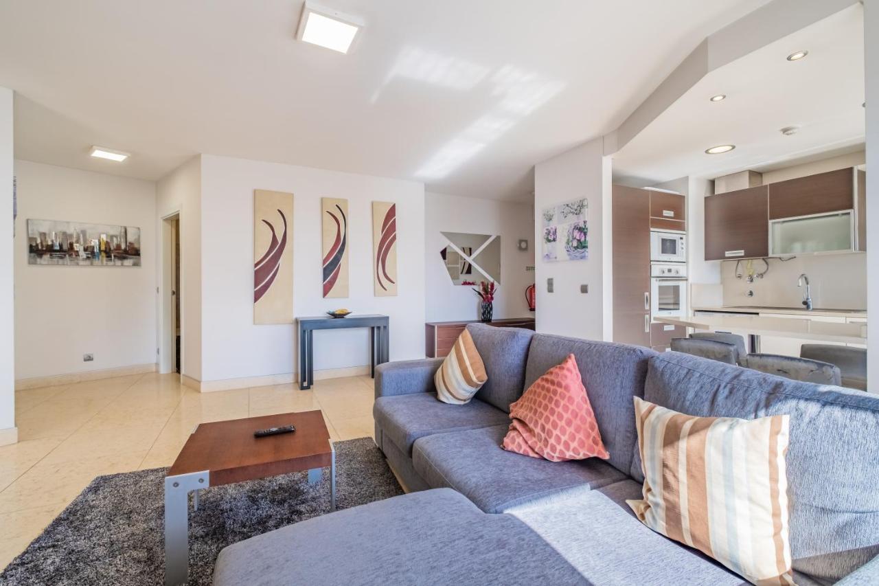 Căn hộ Modern Next To Forum Shopping, Near The Sea, Free Parking And Wifi *