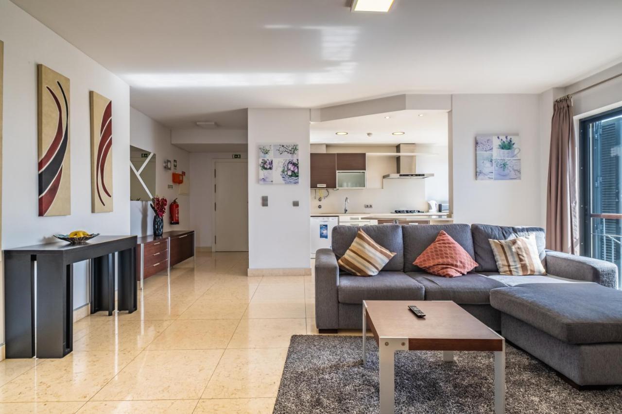 Modern Next To Forum Shopping, Near The Sea, Free Parking And Wifi Căn hộ