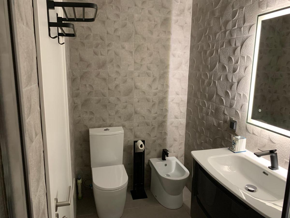 Beautiful 1-bed In Madeira * Funchal (Madeira)