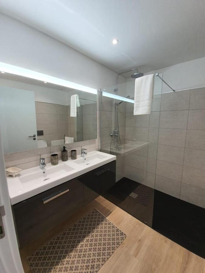Sunrise Glances & Free Parking Apartment Funchal (Madeira)