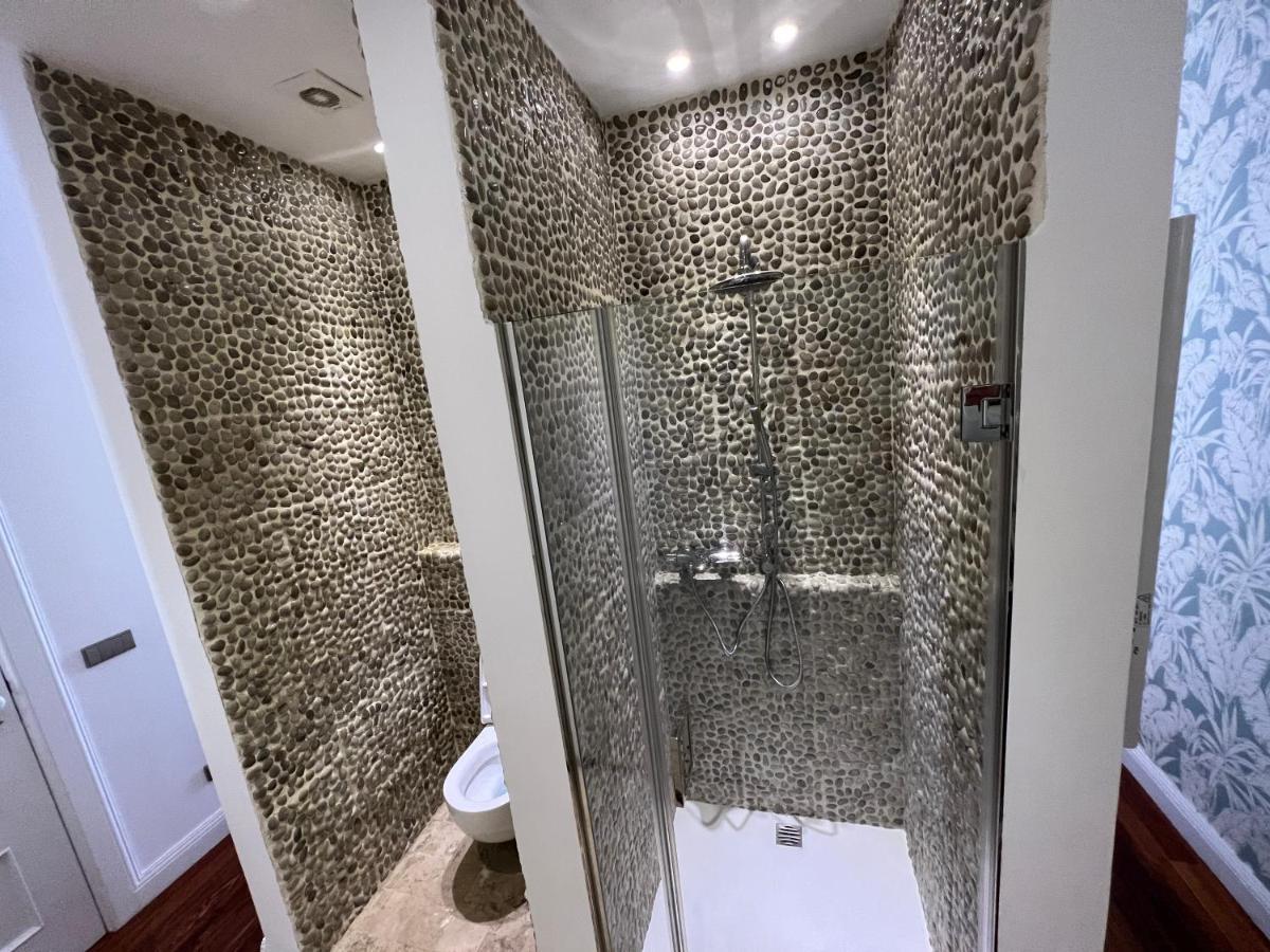 Casa Roc Madeira - 5 Bedrooms - Ocean And Views - Private Heated Pool *