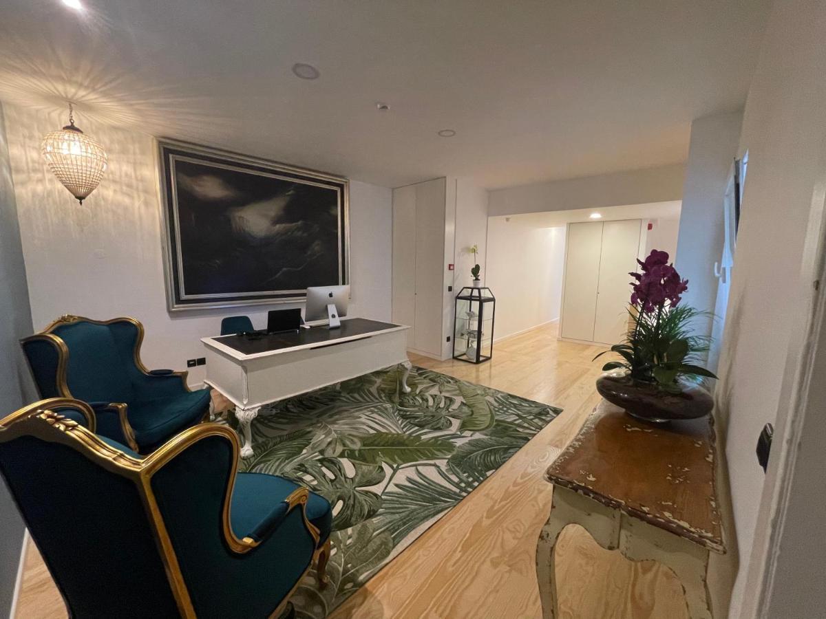 Pier House Apartment *