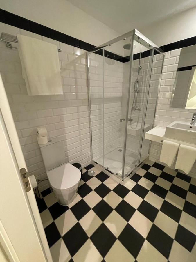 Pier House Apartment