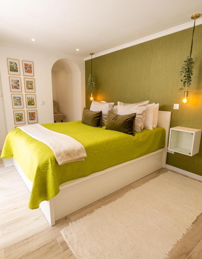Little Townsuite