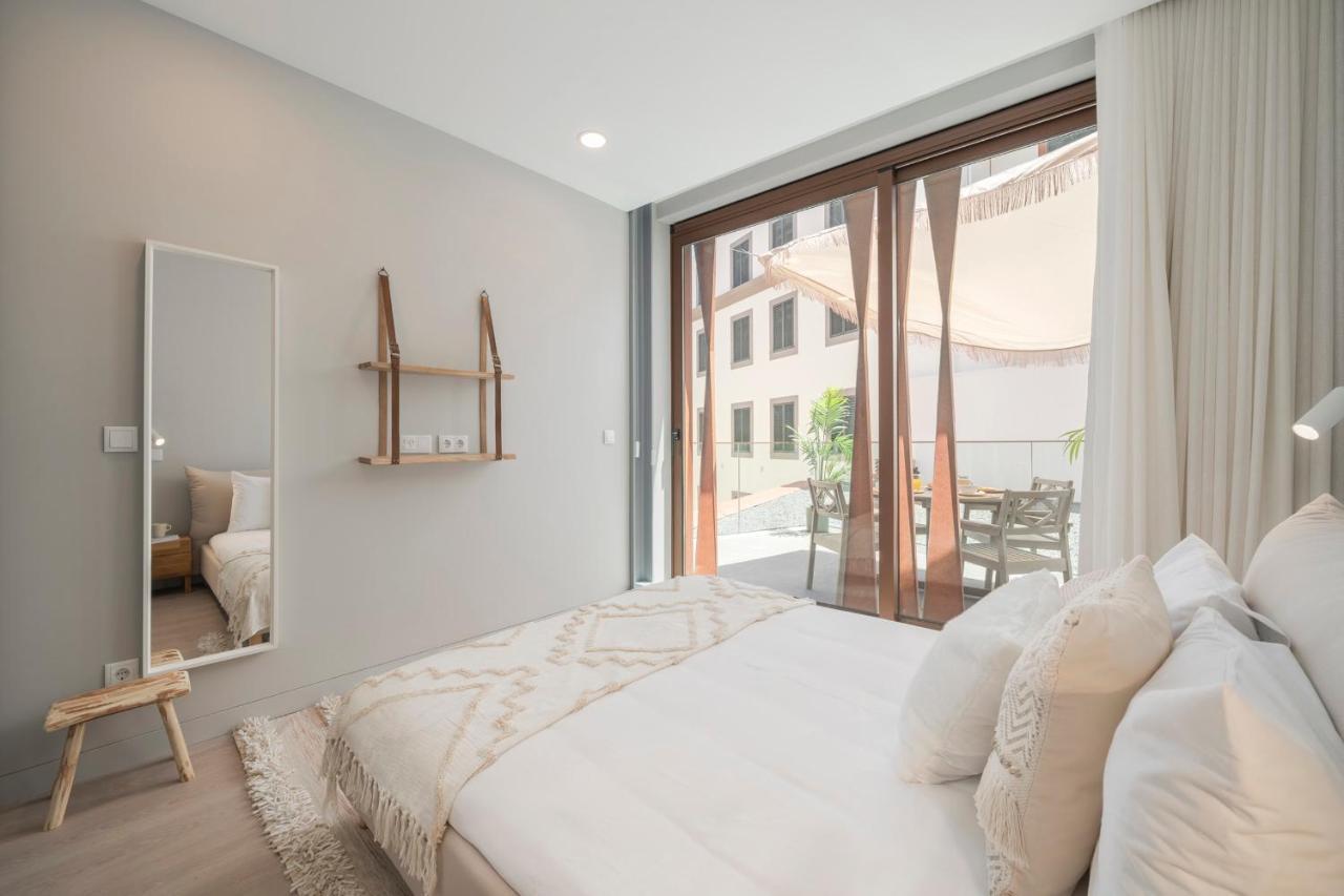 Cine Park Residences By An Island *