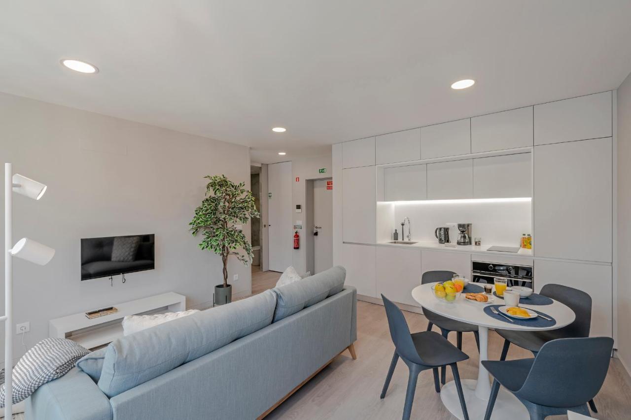 Cine Park Residences By An Island *