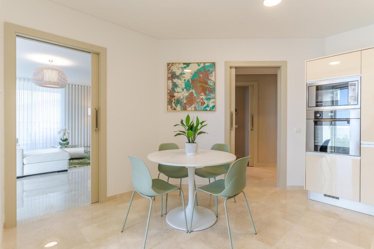Lux First Row Madeira Palace By Hr Madeira Apartment *