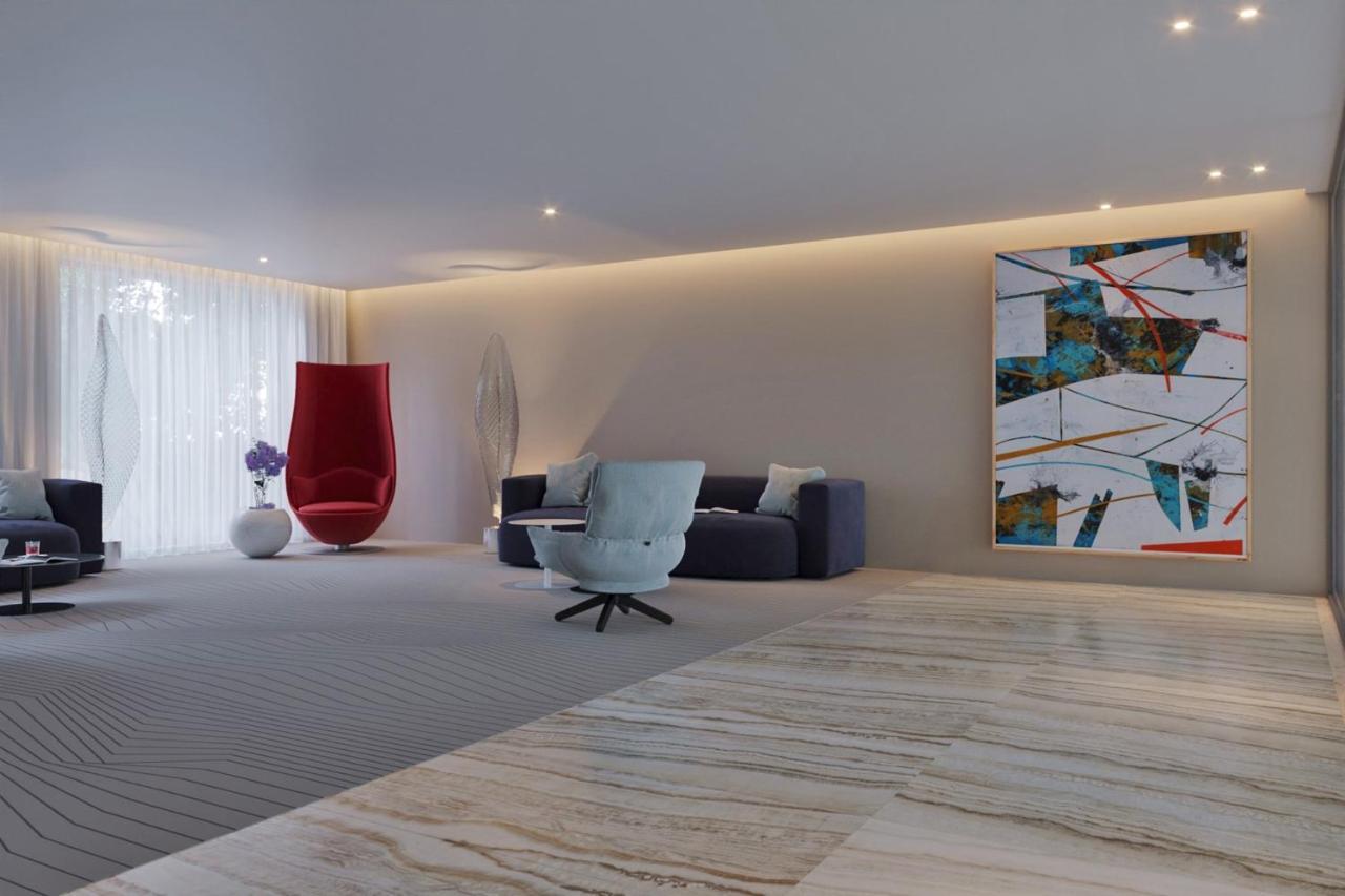 Lux First Row Madeira Palace By Hr Madeira * Funchal (Madeira)
