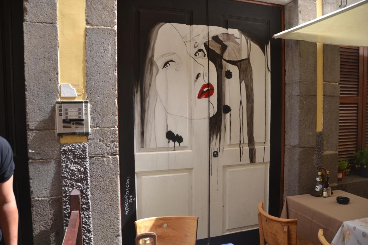 Flat With Balcony At Downtown By Farmers Market Apartament Funchal (Madeira)