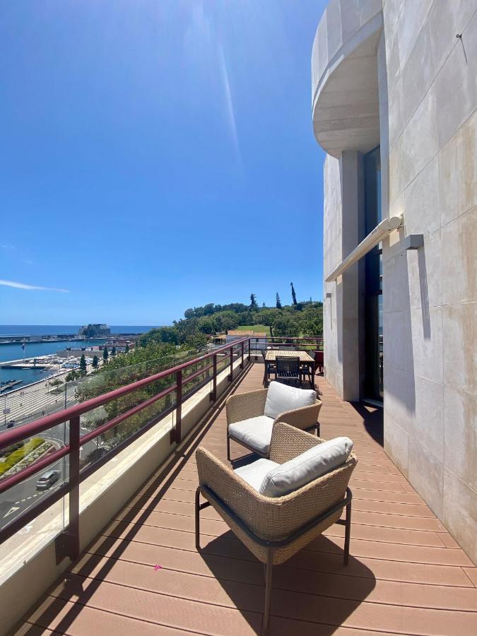 Rooftop Marina L By Madeira Apartment