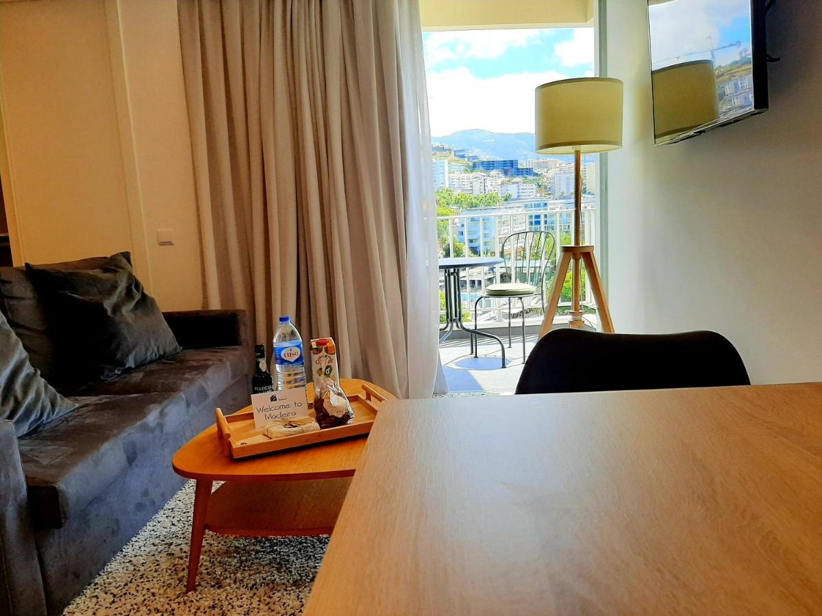 Apartament Superb Sea View Flat In