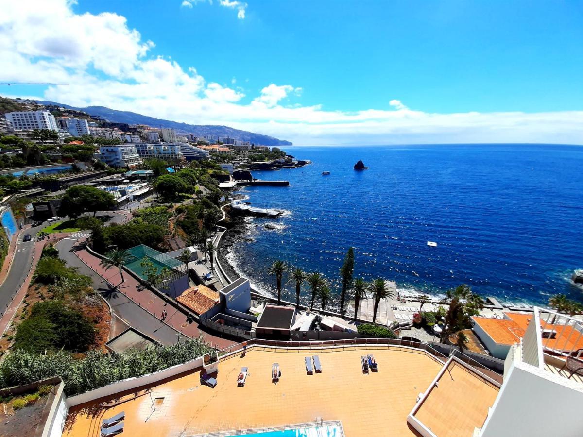 Superb Sea View Flat In