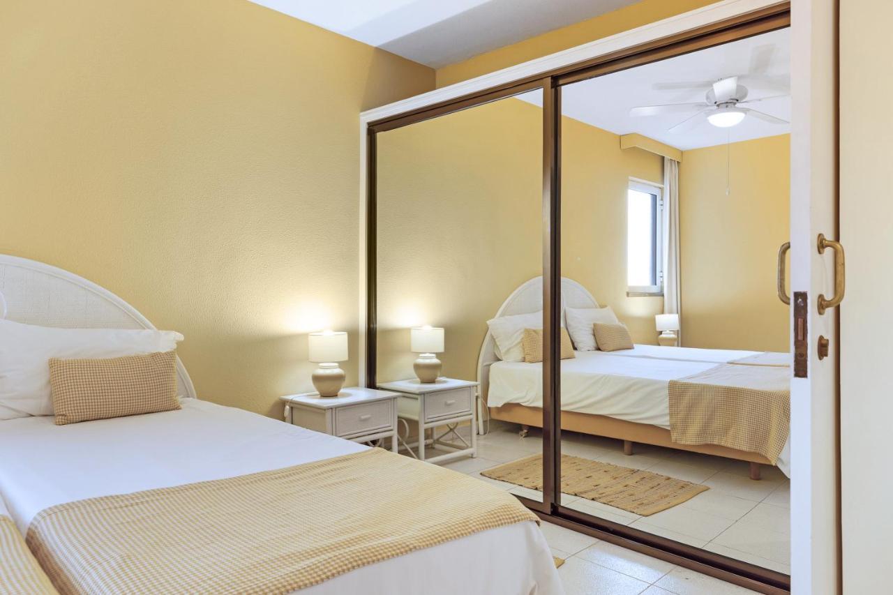Cosy With Sea View Apartment *