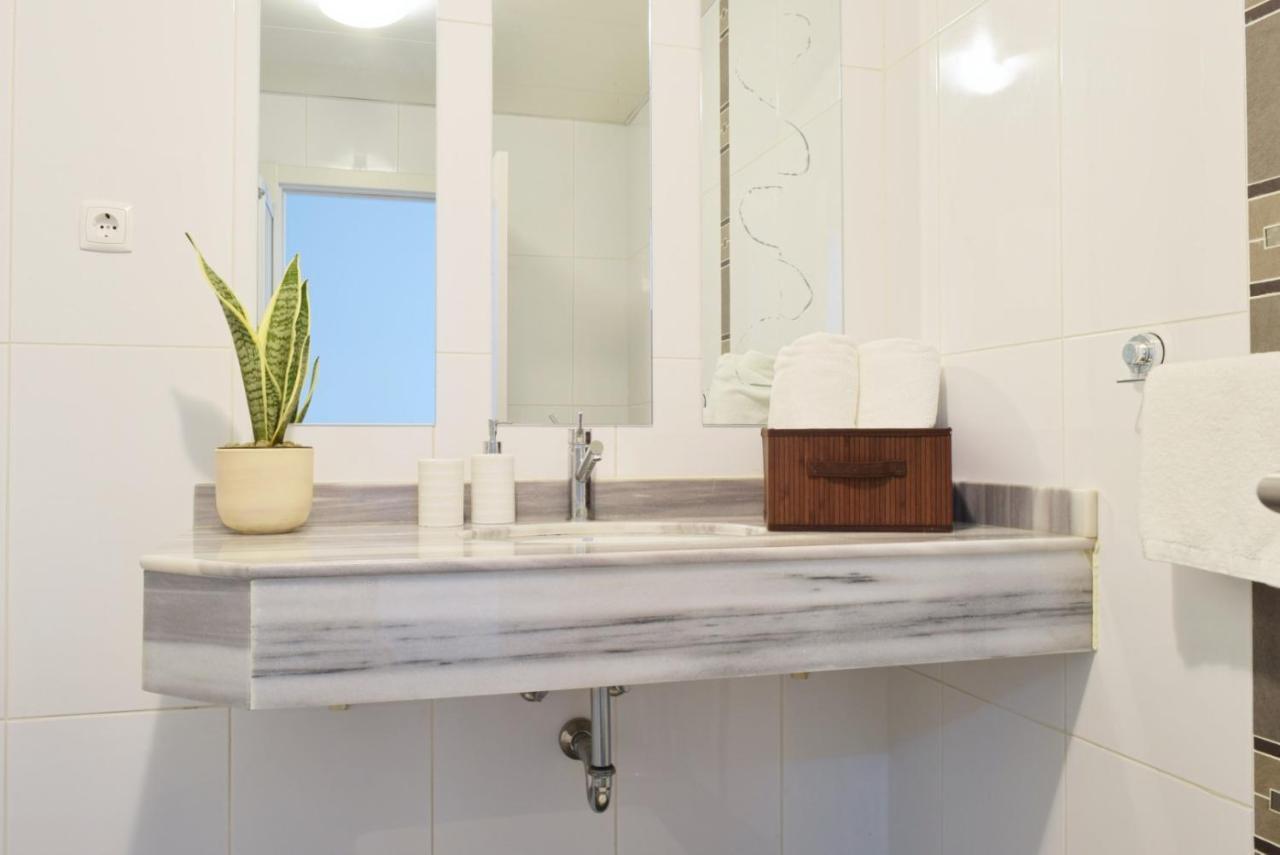 Design Gardens, A In Madeira Apartment *