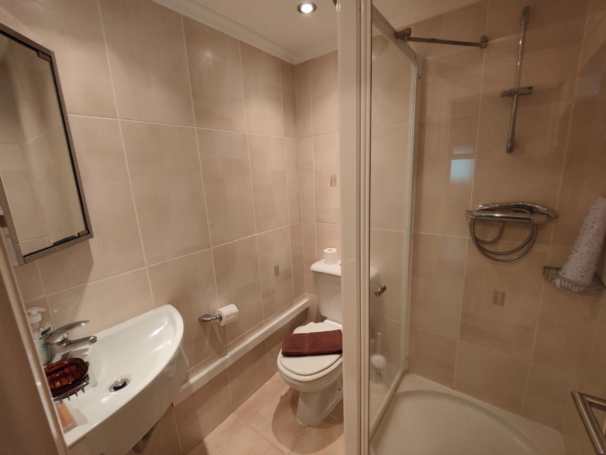 By The & Pool Apartment Funchal (Madeira)
