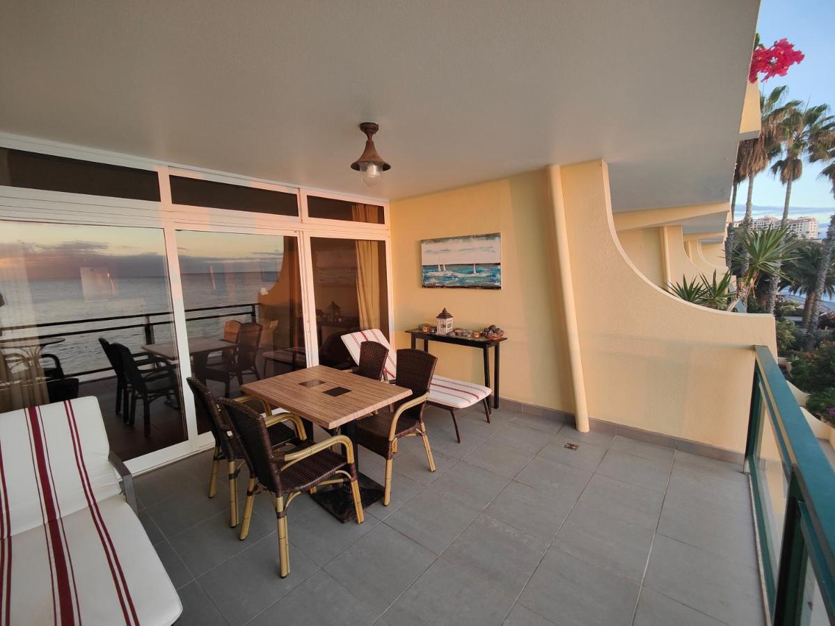Apartment By The & Pool Funchal (Madeira)