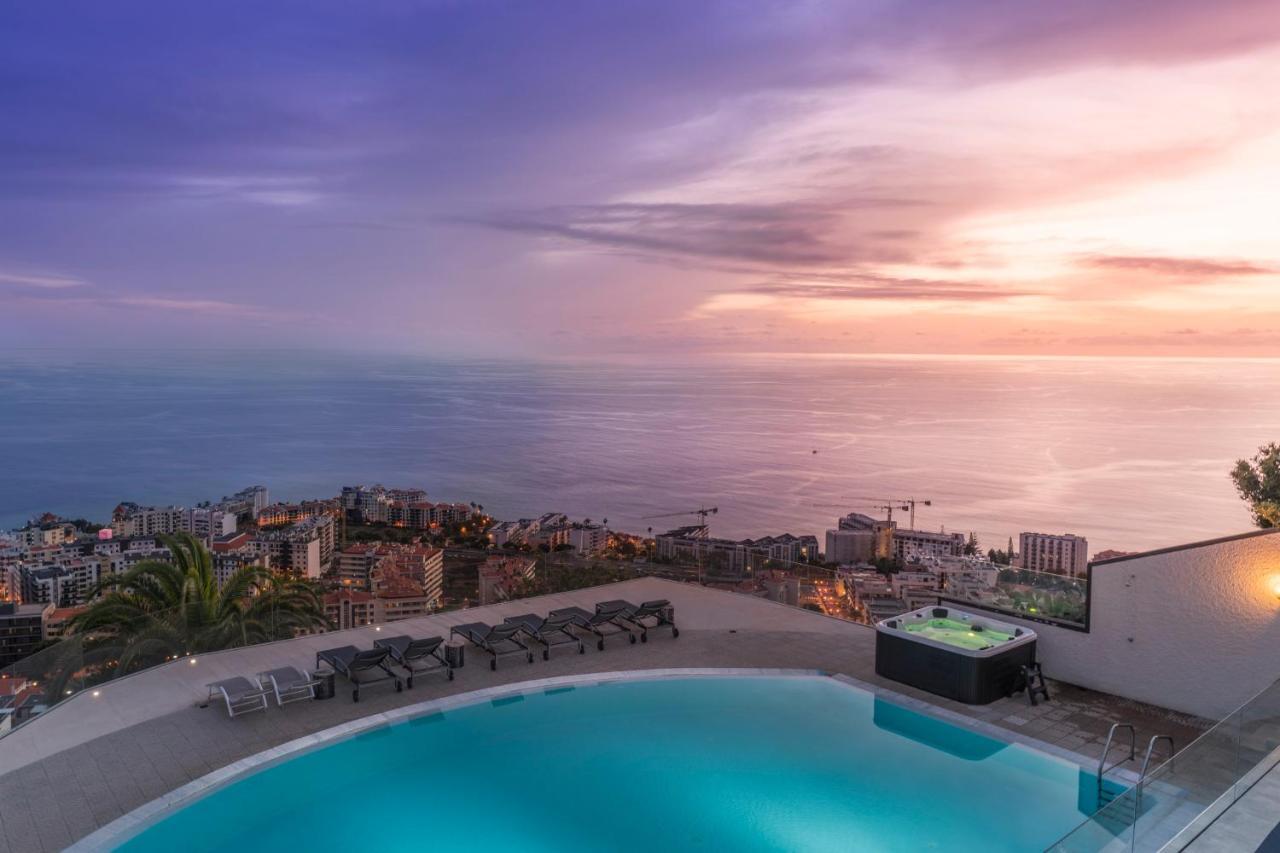 Villa Sky By An Island