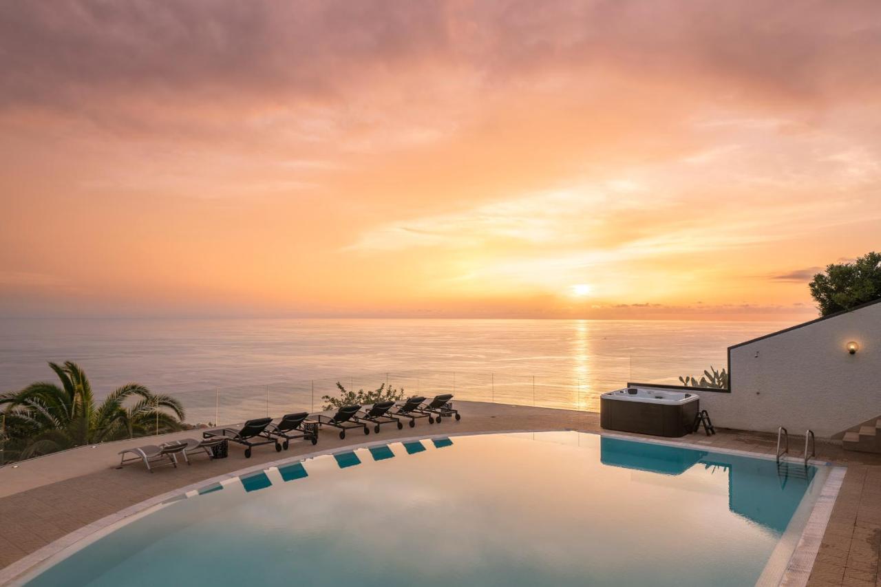 Villa Sky By An Island Funchal (Madeira)