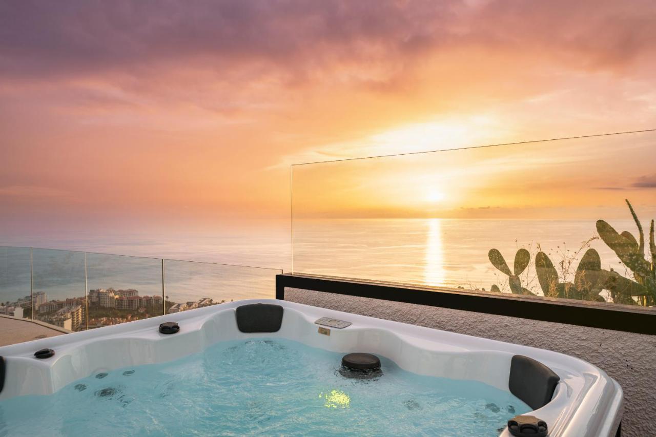 Villa Sky By An Island