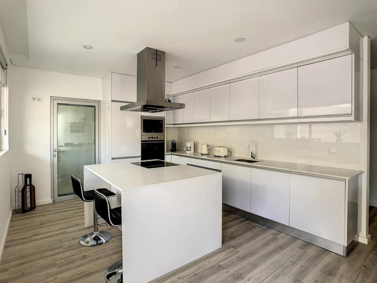 Apartment Uptown By Lovelystay