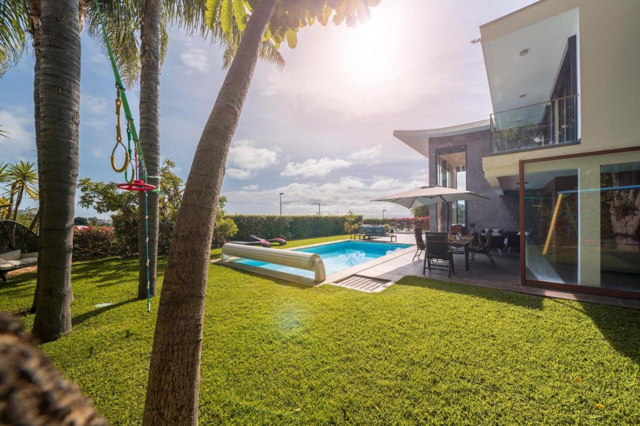 Quebradas By An Island Villa