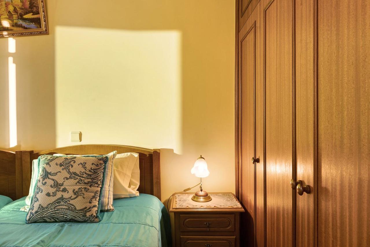 Apartment Palheiro Familiar 2 *