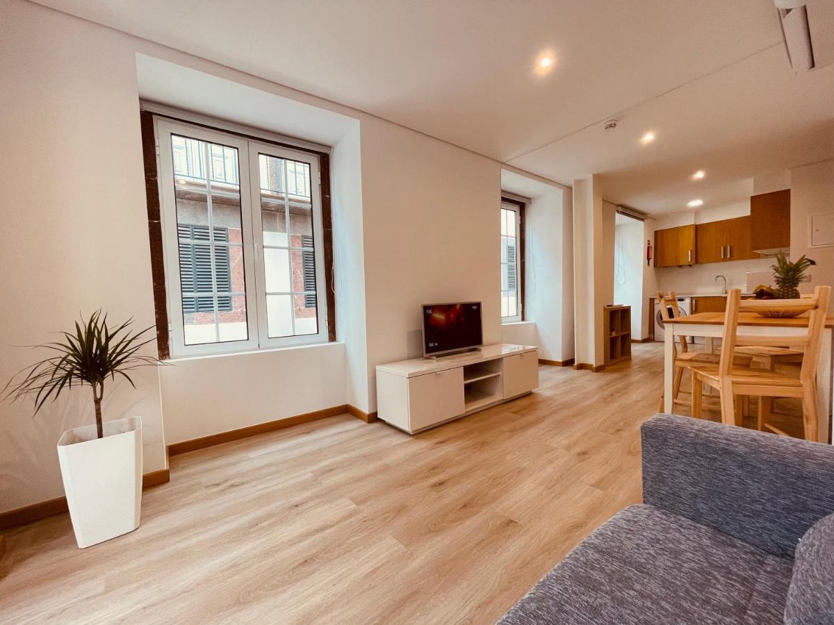 Living X Apartment *