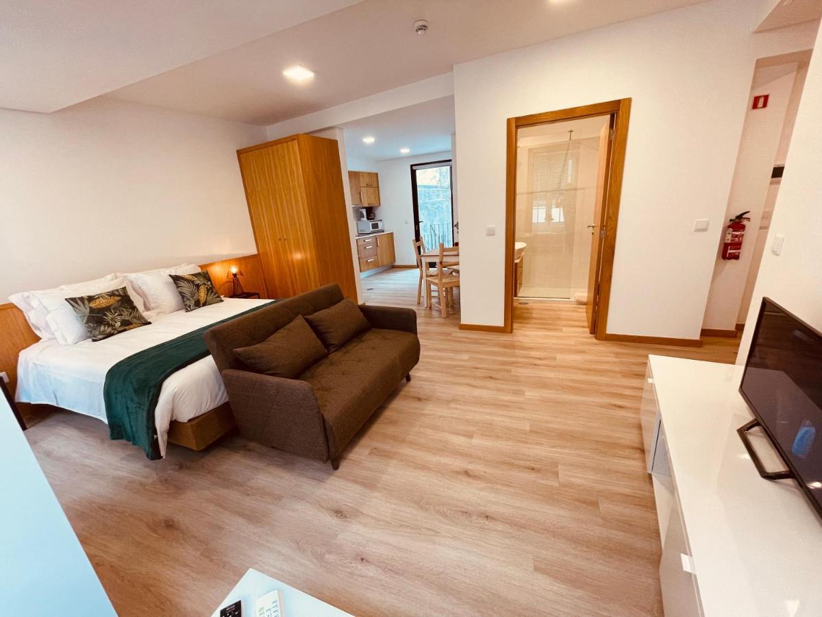 Living X Apartment *