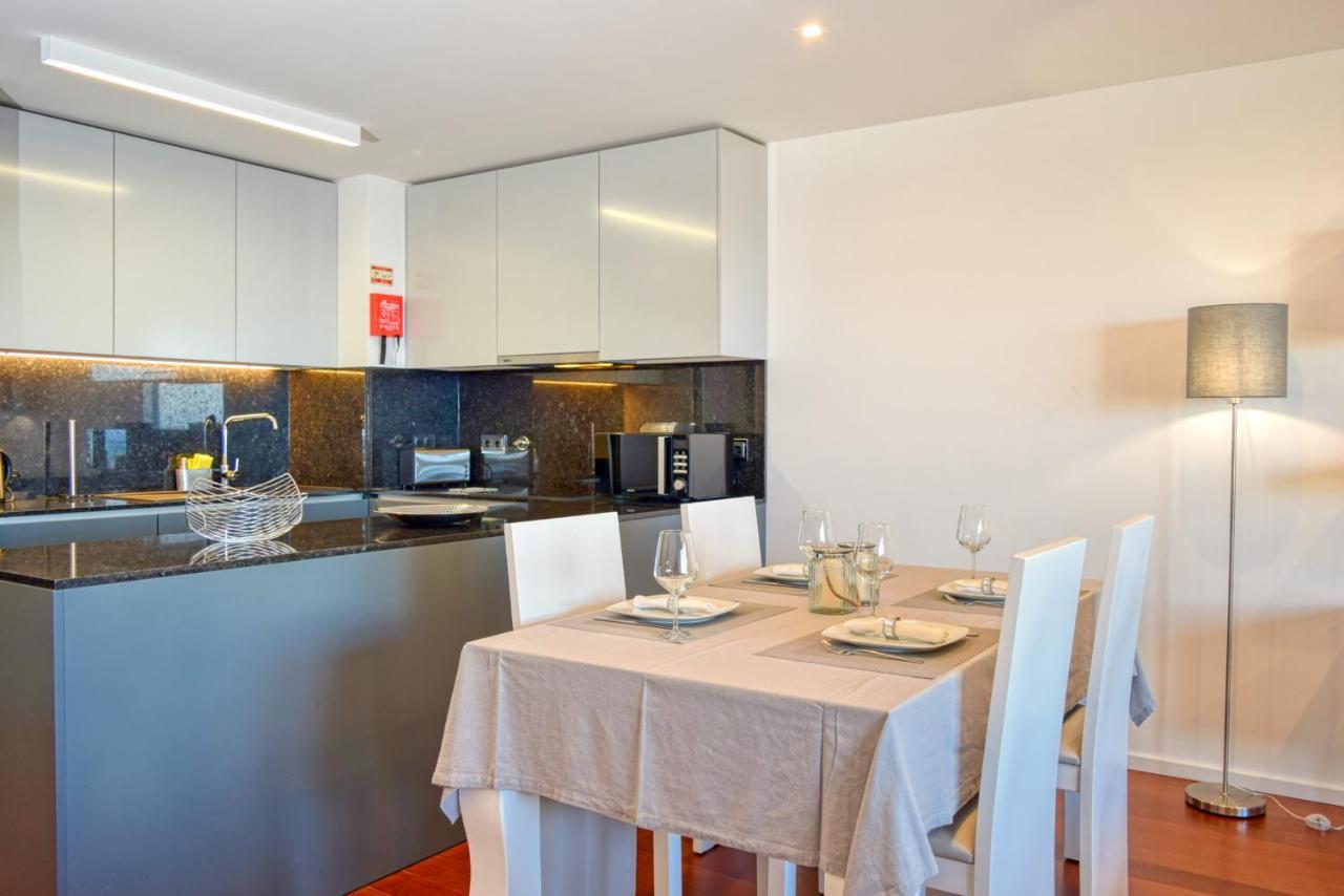 Seculo Xxi-u, A In Madeira Funchal (Madeira)