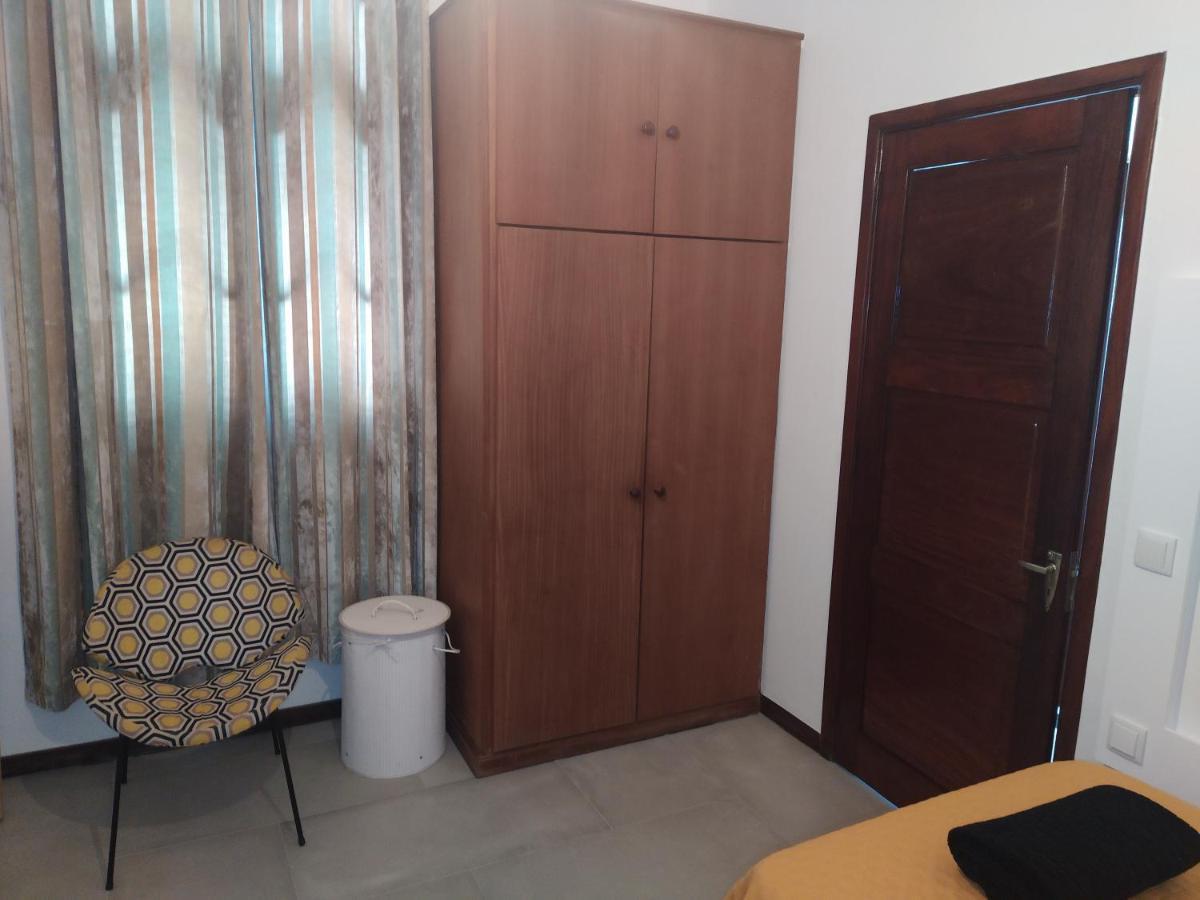 Holiday home Bus Stop House 84 *