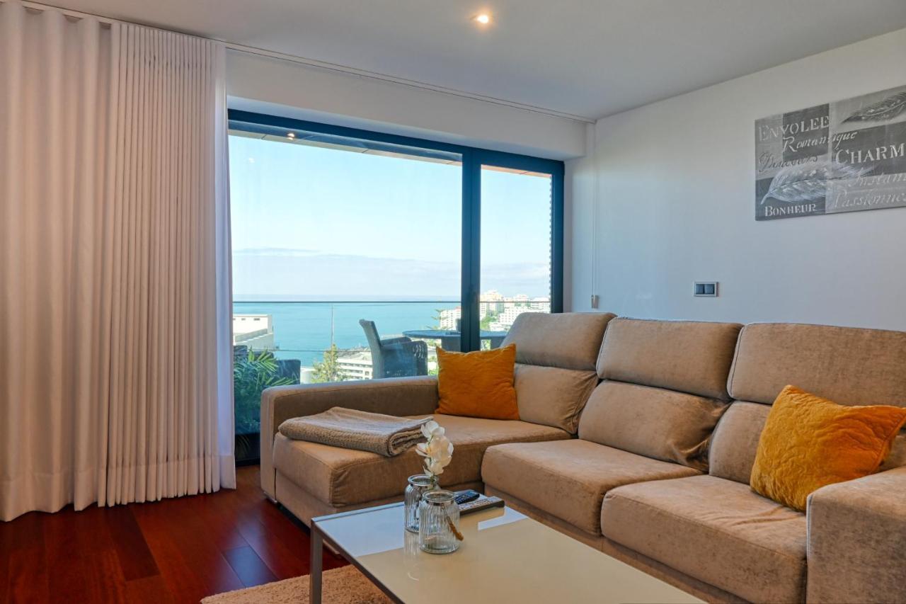 Seculo Xxi-u, A In Madeira Funchal (Madeira)