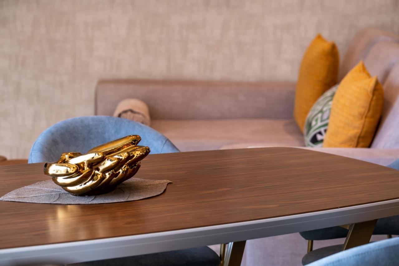 Banana By Atlantic Apartment