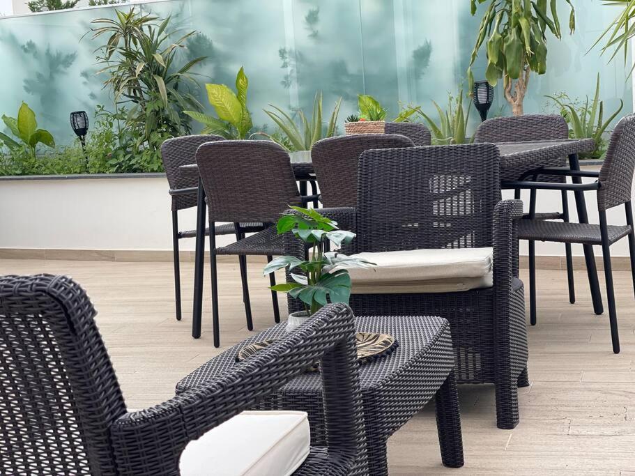 By The Sea Apartment Funchal (Madeira)
