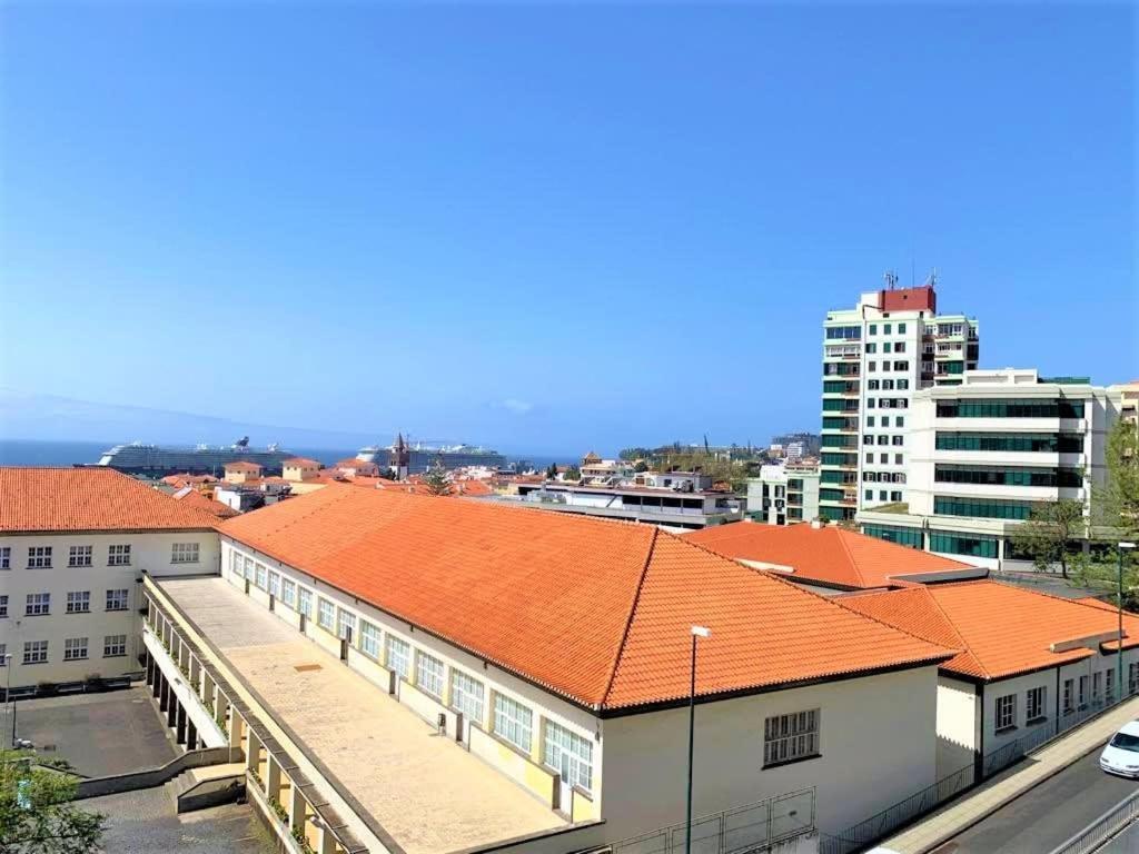 Apartment Madeira, 3 Bedroom With Ocean Views In *