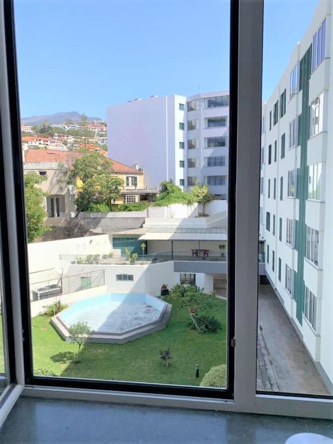 Madeira, 3 Bedroom With Ocean Views In * Funchal (Madeira)