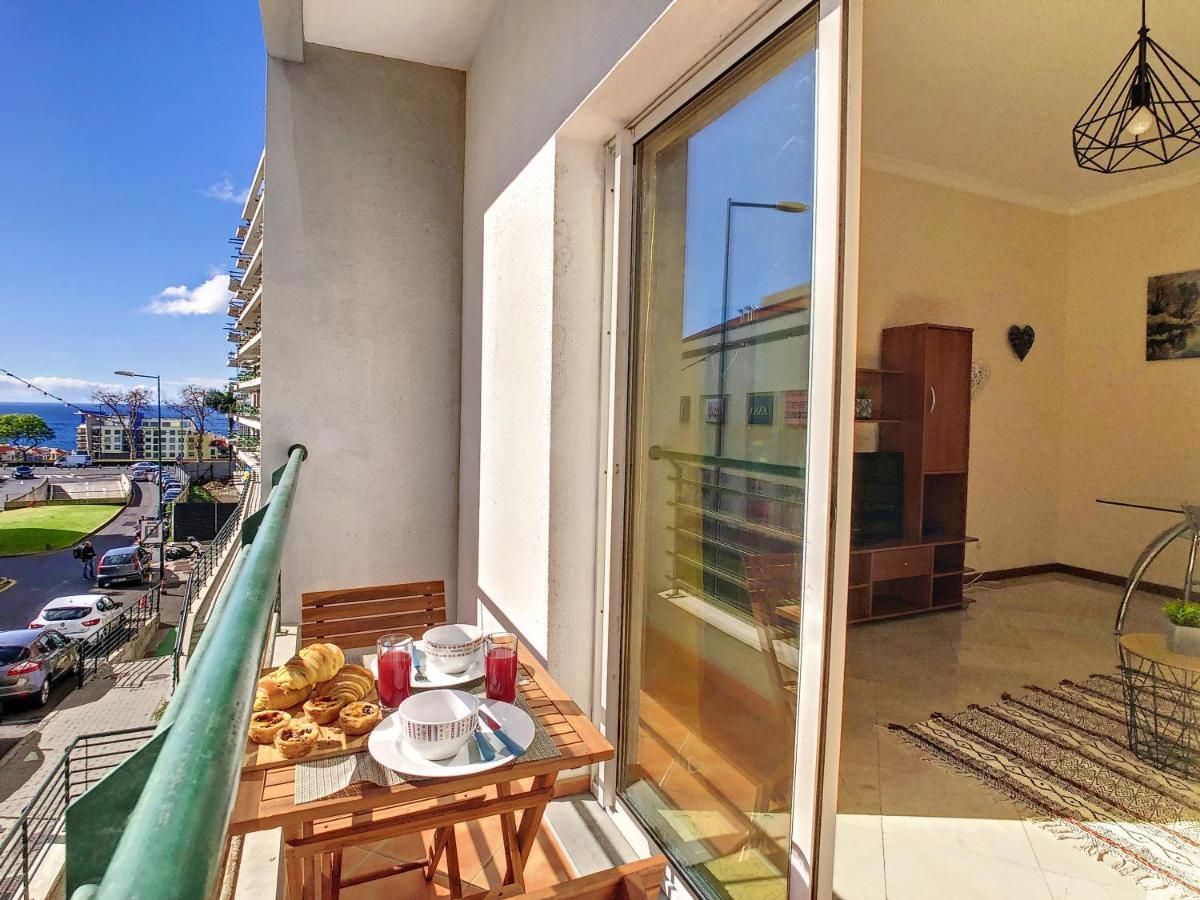 Theos By Lovelystay Apartment *