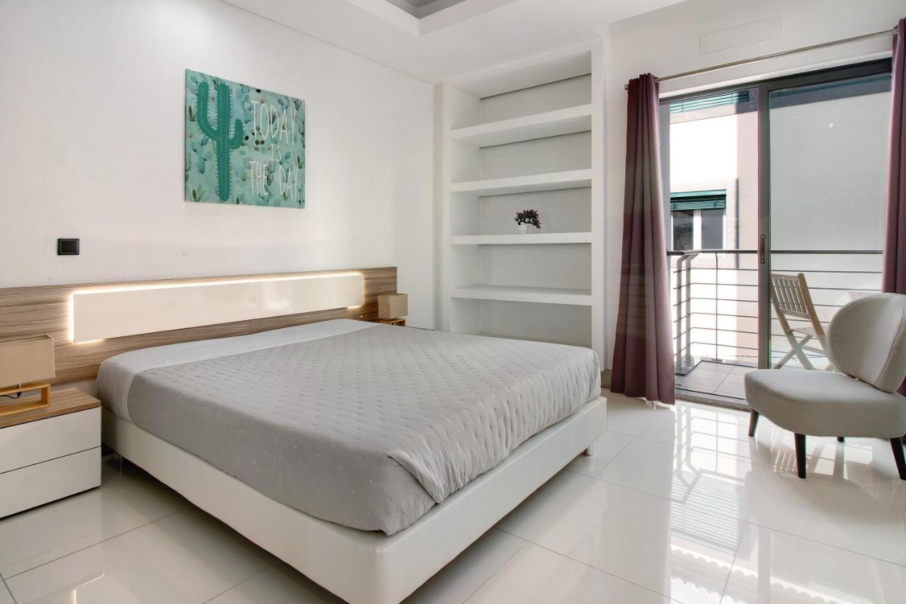 Anadia Atrium G Funchal (Madeira)